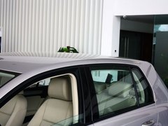 2012款 1.6L 自动 时尚型
