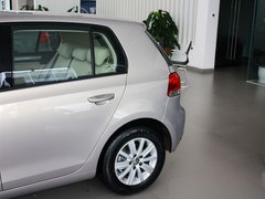 2012款 1.6L 自动 时尚型