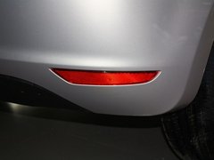 2012款 1.6L 自动 时尚型