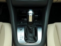 2012款 1.6L 自动 舒适型