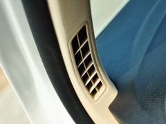 2012款 1.6L 自动 舒适型