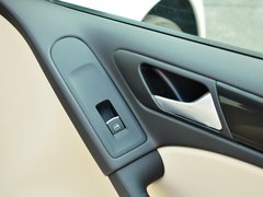 2012款 1.6L 自动 舒适型