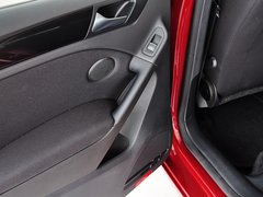 2012款 1.6L 自动 舒适型