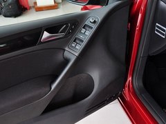 2012款 1.6L 自动 舒适型