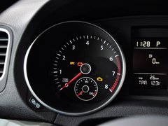 2012款 1.6L 自动 舒适型