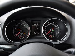 2012款 1.6L 自动 舒适型