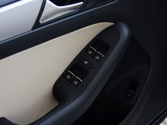 2012款 1.6L 手动 舒适型