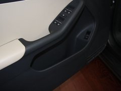 2012款 1.8TSI DSG 旗舰版