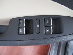 2012款 1.8TSI DSG 旗舰版