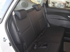 2012款 1.8 手动 宜商豪华版 5座