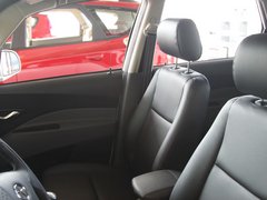 2012款 1.8 手动 宜商豪华版 5座