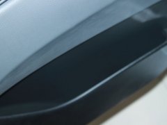 2012款 1.8 手动 宜商豪华版 5座
