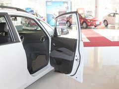 2012款 1.8 手动 宜商豪华版 5座