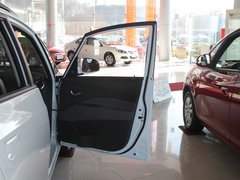 2012款 1.8 手动 宜商豪华版 5座