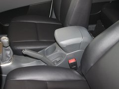 2012款 1.8 手动 宜商豪华版 5座