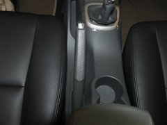 2012款 1.8 手动 宜商豪华版 5座