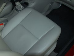 2012款 1.8 手动 宜商豪华版 5座