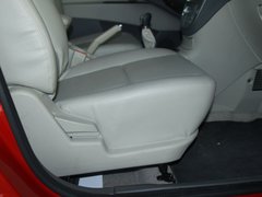 2012款 1.8 手动 宜商豪华版 5座