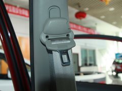 2012款 1.8 手动 宜商豪华版 5座