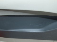 2012款 1.8 手动 宜商豪华版 5座