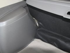 2012款 1.8 手动 宜商豪华版 5座