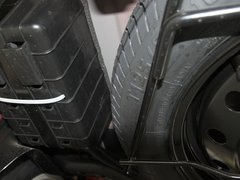2012款 1.8 手动 宜商豪华版 5座