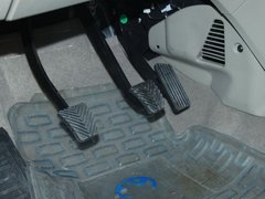 2012款 1.8 手动 宜商豪华版 7座