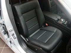 2012款 E260L 1.8T CGI时尚型