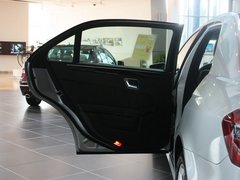 2012款 E260L 1.8T CGI时尚型