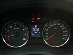 2012款 2.0 CVT 豪华版 5座