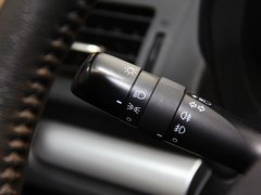 2012款 2.0 CVT 豪华版 5座