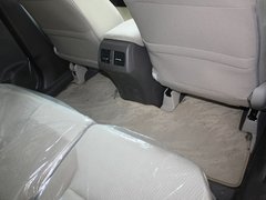 2012款 2.0L 自动 两驱都市版 5座