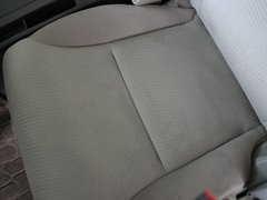 2012款 2.0L 自动 两驱都市版 5座