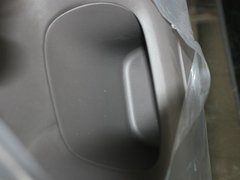 2012款 2.0L 自动 两驱都市版 5座