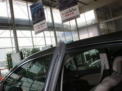 2012款 2.0L 自动 两驱都市版 5座