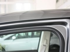 2012款 2.0L 自动 两驱都市版 5座
