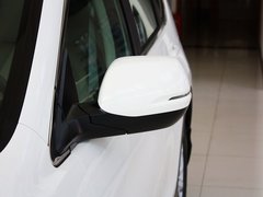 2012款 2.0L 自动 两驱都市版 5座