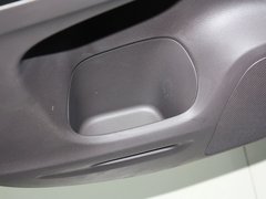 2012款 2.0L 自动 两驱都市版 5座