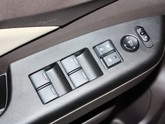 2012款 2.0L 自动 两驱都市版 5座
