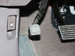 2012款 2.0L 自动 两驱都市版 5座
