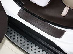 2012款 2.0L 自动 两驱都市版 5座