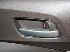 2012款 2.0L 自动 两驱都市版 5座