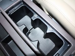 2012款 2.0L 自动 两驱都市版 5座