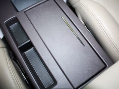 2012款 2.0L 自动 两驱都市版 5座