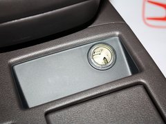 2012款 2.0L 自动 两驱都市版 5座