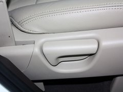 2012款 2.0L 自动 两驱都市版 5座