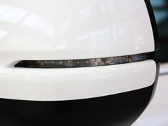 2012款 2.0L 自动 两驱都市版 5座