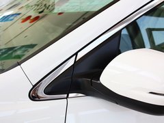2012款 2.0L 自动 两驱都市版 5座