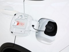 2012款 2.0L 自动 两驱都市版 5座