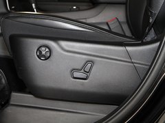2012款 3.6L 自动 豪华导航版 5座